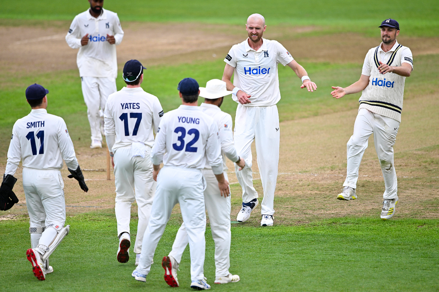 Suthar stars as Hampshire slump to innings rout