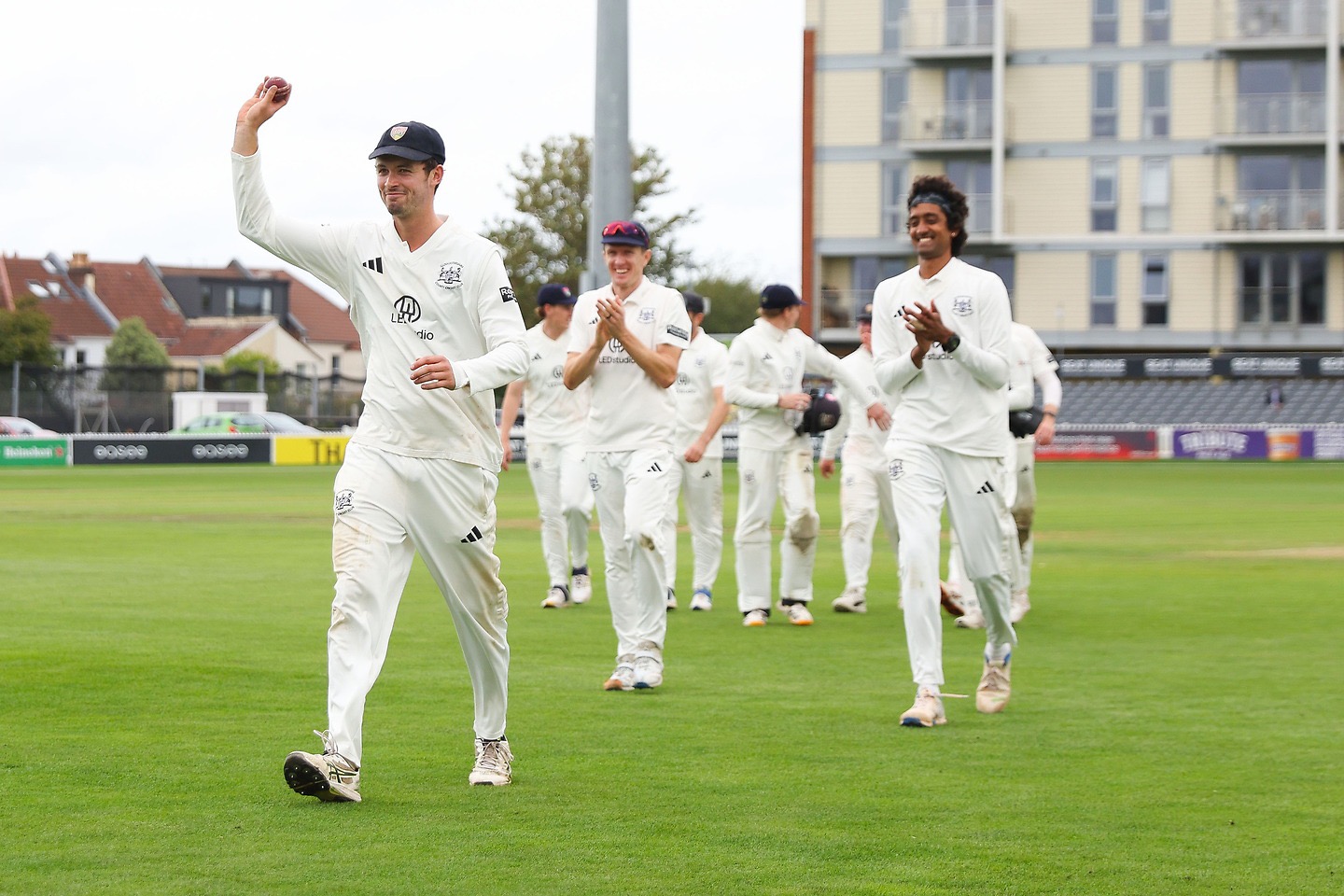 Price rises for Gloucestershire to leave Derbyshire hopes deflated