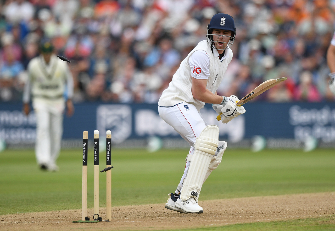 Brook, Lawrence miss hundreds but England build big lead