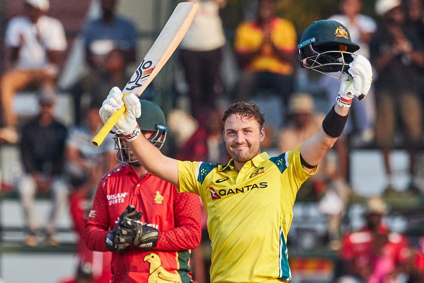 Ellis and Inglis break Zimbabwe hearts to secure one-wicket thriller