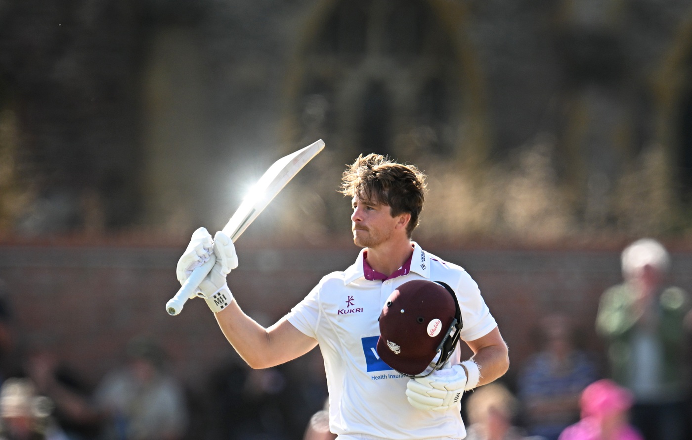 Tom Abell 284*, Tom Lammonby 239 as Somerset make hay