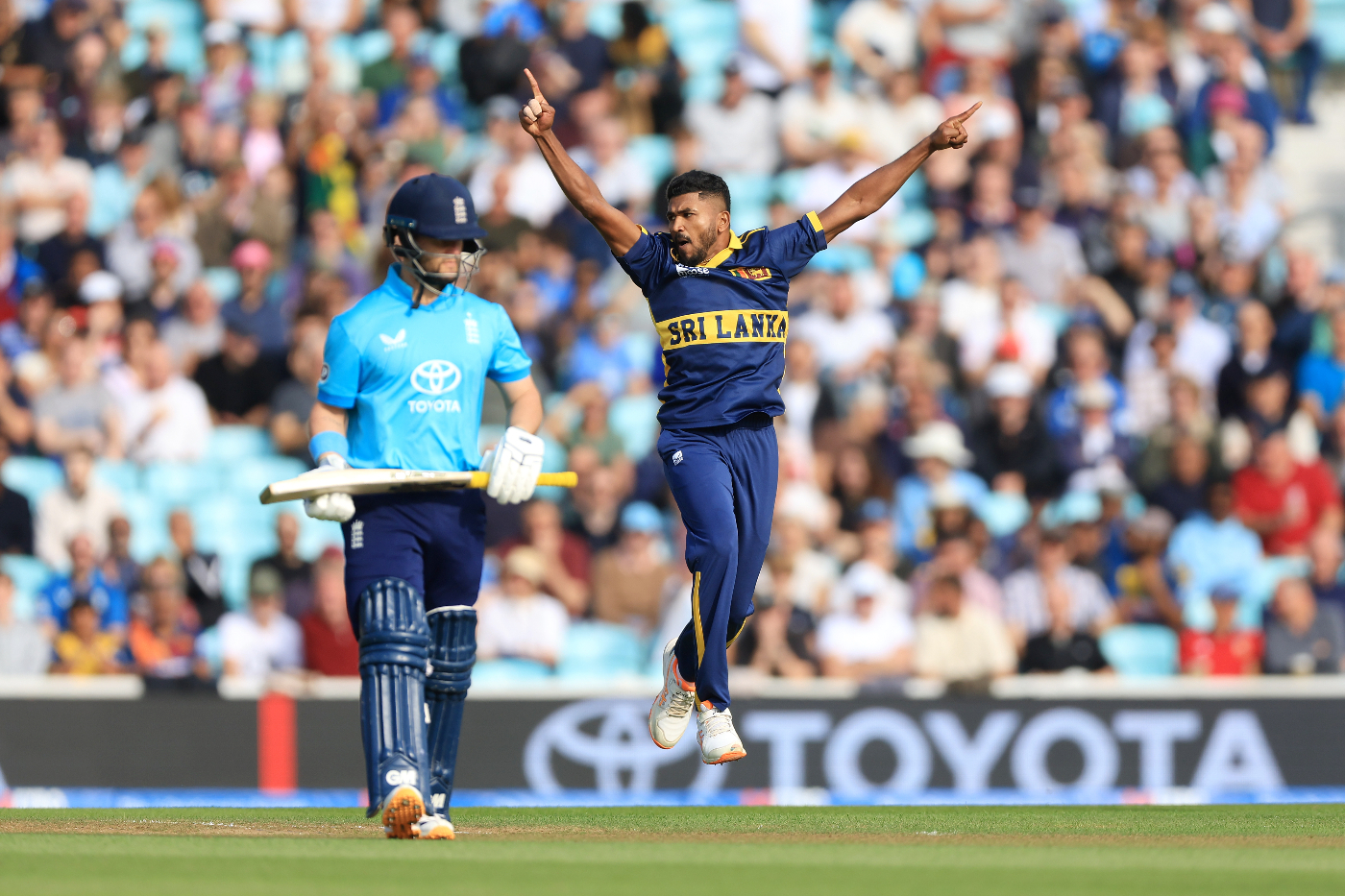 Sri Lanka, England close Rawalpindi leg in search of first points