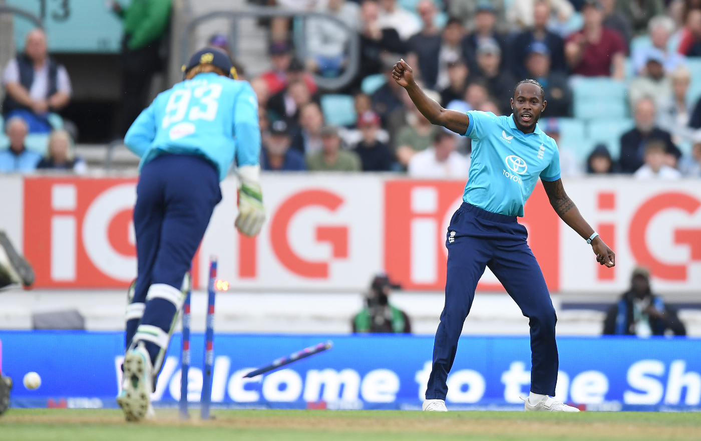 Out, not-out, out: England secure bizarre run-out in Oval victory