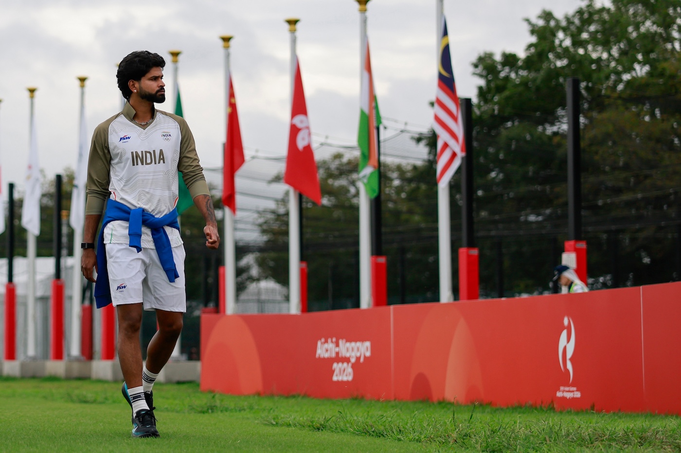 Rain stays away as India and Sri Lanka look for fair contest to enter final