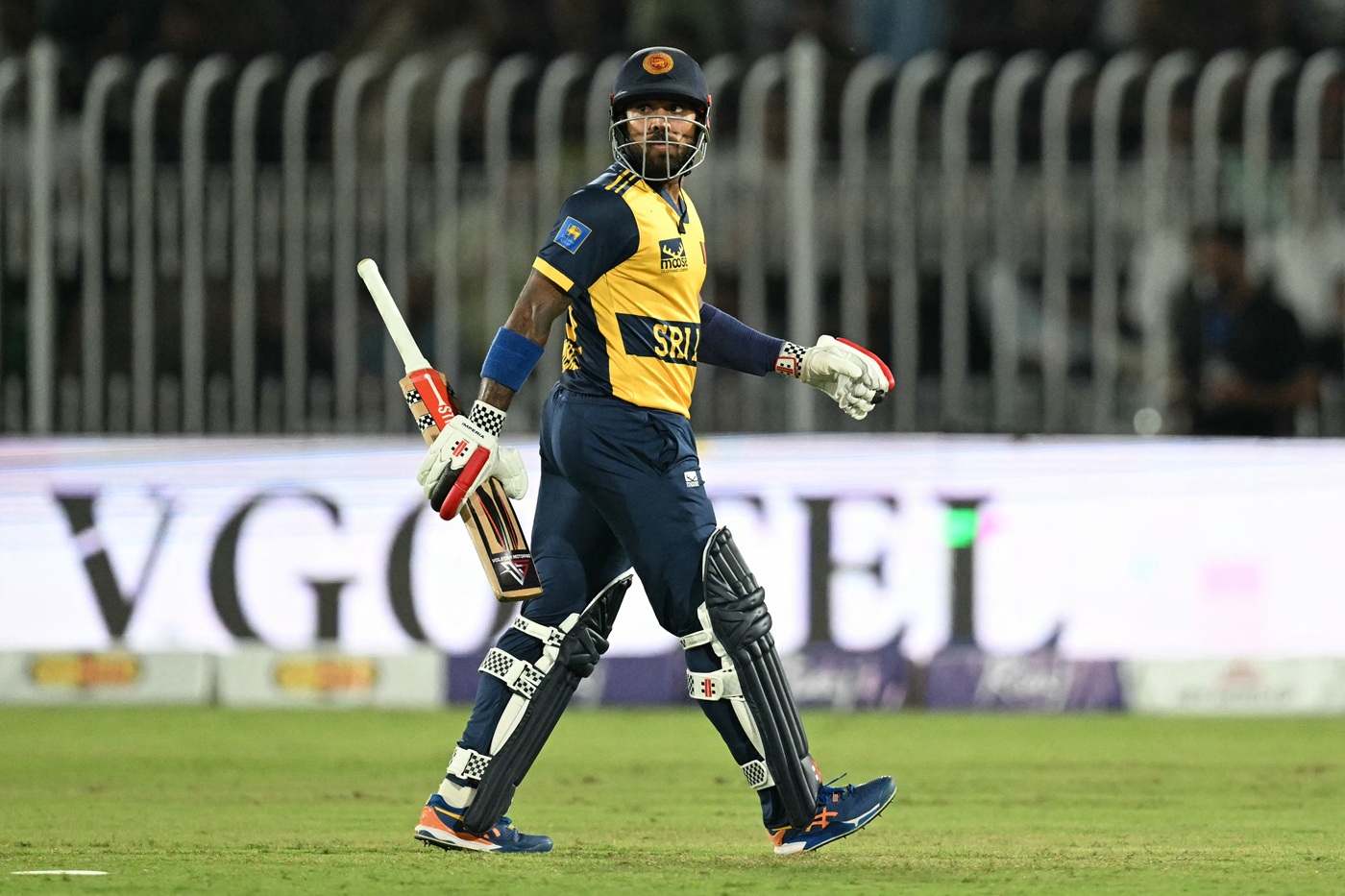 Deflated Sri Lanka look to prevent whitewash against dominant Pakistan