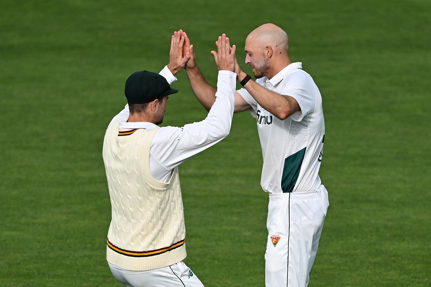 Bell's triple-strike sets Tasmania up for first win of the season