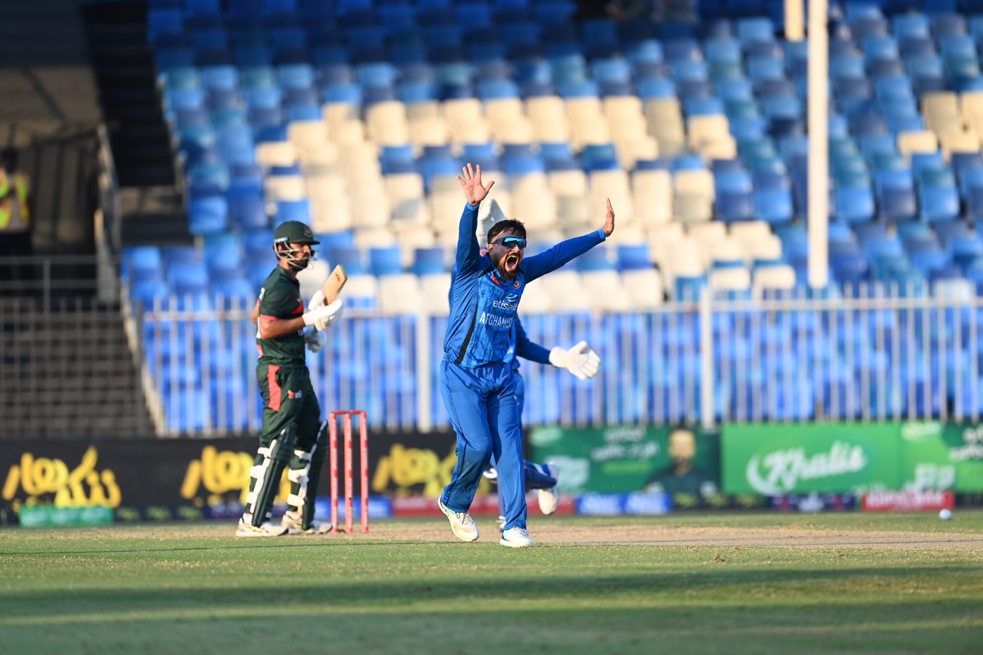 Rahmat, Rashid knock Bangladesh out and send Afghanistan to final