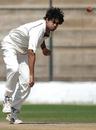 Ranadeb Bose bowls during the three day practice match at Bangalore, Indian Board President's XI v Sri Lankans, Bangalore, November 28, 2005