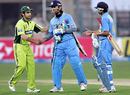 Salman Butt congratulates Mahendra Singh Dhoni on India's five-wicket win, Pakistan v India, 4th ODI, Multan, February 16 2006
