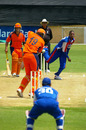 Kevin Hurdle roars into bowl, Bermuda v Netherlands, 6th match, ICC Tri-Series, Benoni, December 2, 2006