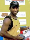Aftab Ahmed with the Man-of-the-Match award, Bangladesh v Zimbabwe, 4th ODI, Dhaka, December 8, 2006