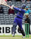 Upul Tharanga miscues a pull to Brendon McCullum, New Zealand v Sri Lanka, 3rd ODI, Christchurch, January 2, 2007