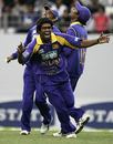 Lasith Malinga celebrates the fall of Shane Bond's wicket, New Zealand v Sri Lanka, 4th ODI, Eden Park, January 6, 2007