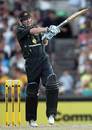 Michael Clarke plays the fatal pull shot, Australia v New Zealand, CB Series, 5th match, Sydney, January 21, 2007