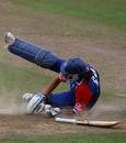 Jenny Gunn dives to make her ground, England v New Zealand, 1st Women's ODI, Taunton, August 17, 2007