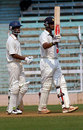 Rahul Dravid raises his bat after crossing 200, Mumbai
v Karnataka, Ranji Trophy Super League, Group A, 1st round, 4th day, Mumbai,
November 6, 2007