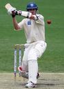 Grant Lambert watches the ball closely, Queensland v New South Wales, Pura Cup, Brisbane, December 15, 2007