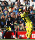 Theo Doropoulos clubs four during his 43, Western Australia v Victoria, KFC Twenty20 final, January 13, 2008
