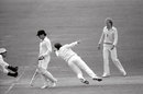 Allan Border thinks he is caught by Mike Gatting off Phil Edmonds, but Gatting fails to control it for long enough for it to qualify as a catch, England v Australia, Lord's, 1985