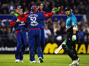 Brendon McCullum looks aghast as Ryan Sidebottom strikes, New Zealand v England, 2nd Twenty20, Christchurch, February 7, 2008