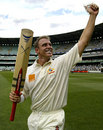 Matthew Hayden is ecstatic after Australia's nine-wicket win, Australia v South Africa, 2nd Test, Melbourne, 4th day, December 29, 2001