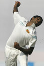Dammika Prasad bowls, Bangladesh v Sri Lanka, 1st Test, Dhaka, 5th day, December 31, 2008