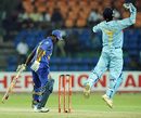 Mahendra Singh Dhoni catches Angelo Mathews, Sri Lanka v India, 4th ODI, Premadasa Stadium, Colombo, February 5, 2009
