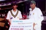 Two to performer of Pakistan, showing the prize of their achievement