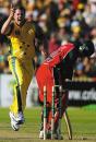Brad Williams draws first blood as he nails Tatenda Taibu, Australia v Zimbabwe, VB Series, 9th ODI, Adelaide, January 26, 2004