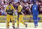 Steve Waugh is congratulated by Ian Harvey as a dejected Alec Stewart walks off, 3rd ODI at Bristol, 10 June 2001.