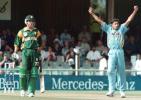19 October 2001: Standard Bank Triangular Tournament, 2001-01, 7th Match, India v South Africa, Buffalo Park, East London
