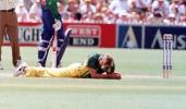Australia v Pakistan, Carlton and United Series, match 13, 15 December 1996, Adelaide