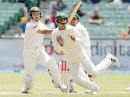 Ricky Ponting sends Yasir Hameed ducking for cover, Australia v Pakistan, 2nd Test,  Melbourne, December 29, 2004
