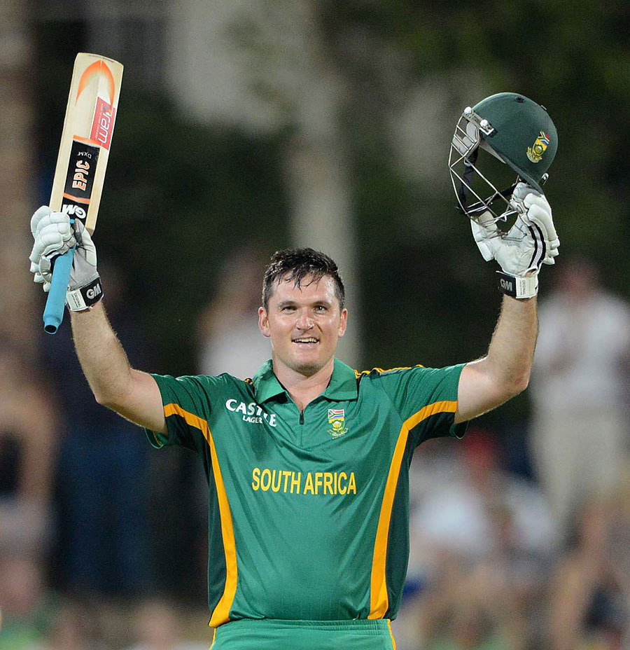 Graeme Smith made his tenth ODI hundred | Photo | South Africa v ...