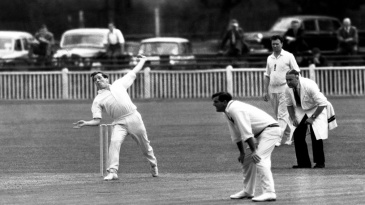 Norman Gifford, former England and Worcestershire spinner, dies aged 85