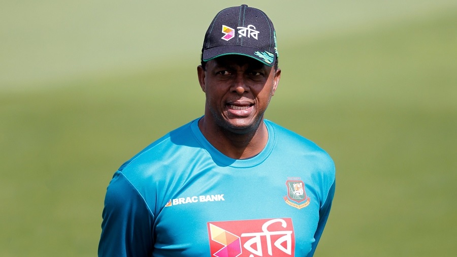 Walsh named Zimbabwe’s bowling consultant for T20 World Cup