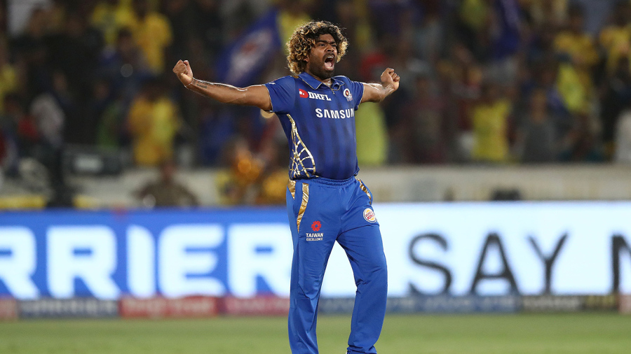 Lasith Malinga pulled out one of his final-over specials Lasith Malinga pulled out one of his final-over specials
