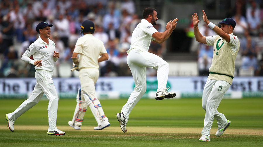 Stuart Thompson struck with his first ball of the third morning Stuart Thompson struck with his first ball of the third morning