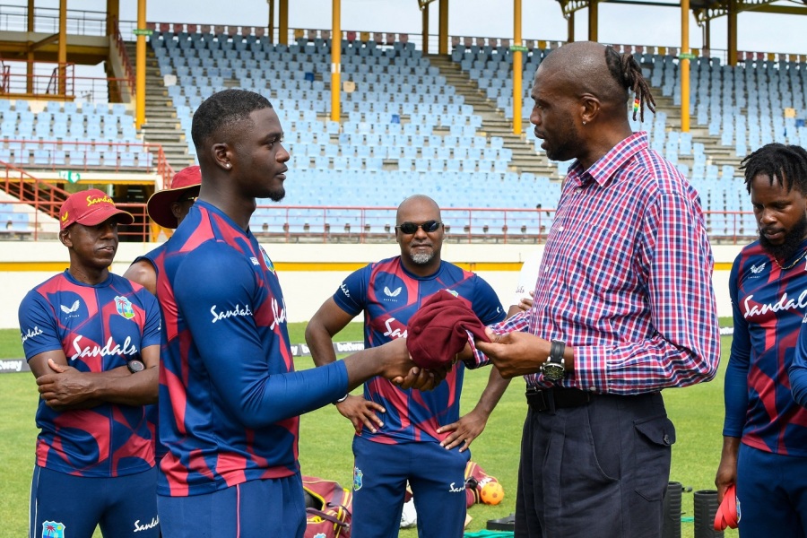 Seales on his idol Curtly Ambrose (right): 