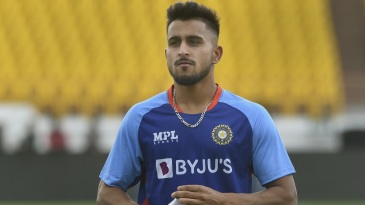 Chetan Sakariya replaces injured Umran Malik at KKR