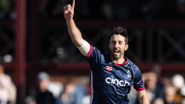 Sanderson, Willey run amok as Steelbacks do for Foxes