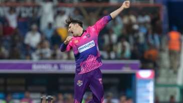 UAE bowl in decider; Bangladesh make three changes