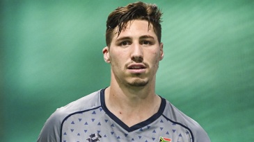 SA bowl first, make three changes against Zimbabwe