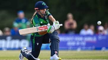 Surrey sign Ireland’s Amy Hunter for One-Day Cup