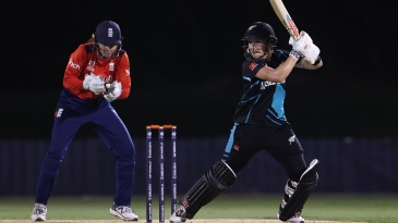 England and New Zealand look for little gains