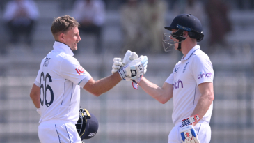 Root 259*, Brook 218* as England lead by 102 at lunch