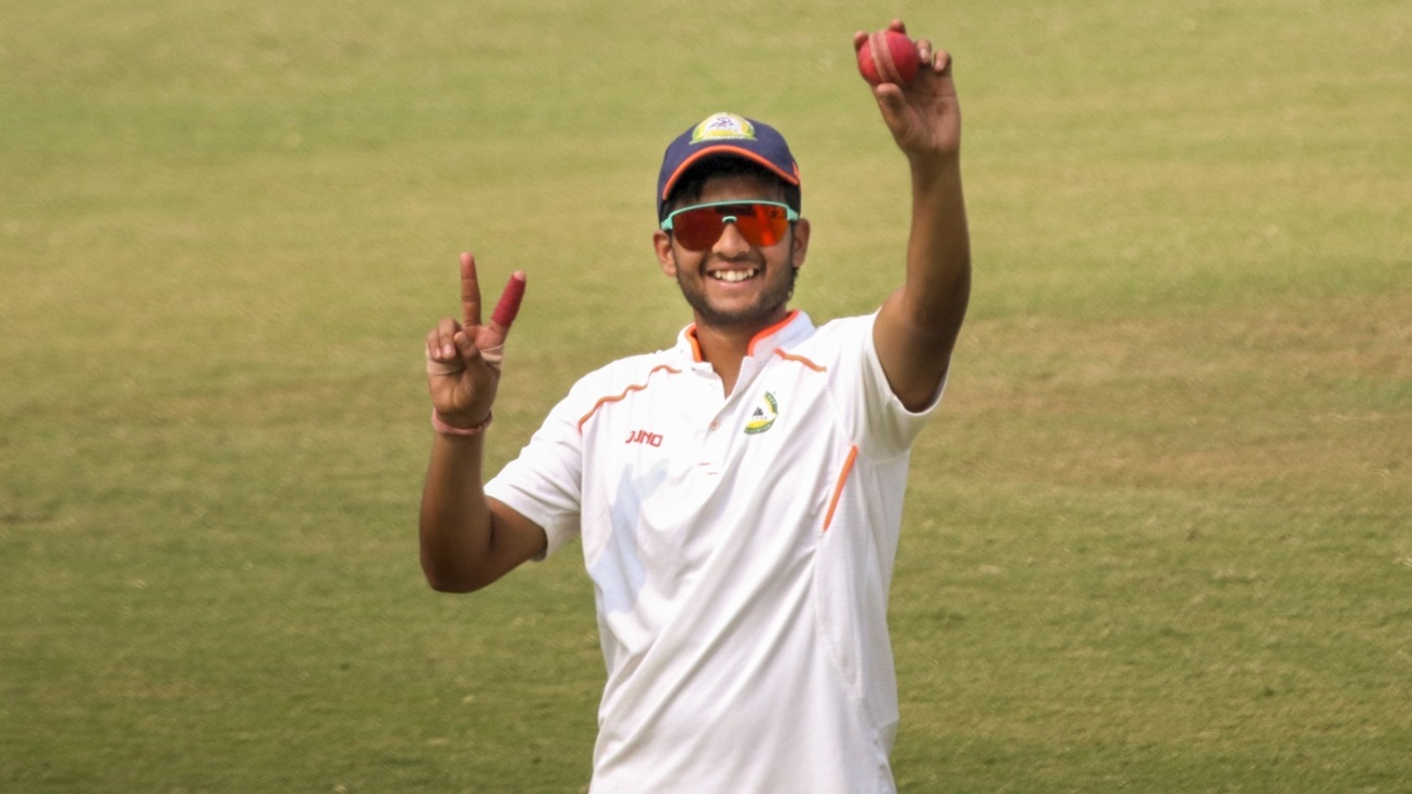 Ranji Trophy record-breaker Harsh Dubey replaces R Smaran at SRH