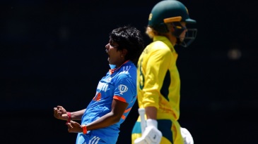 Australia bowl with Voll and Brown in; India welcome Reddy and Renuka back
