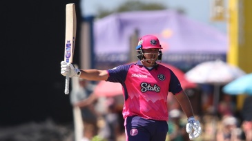 Hampshire sign Lhuan-dre Pretorius for Vitality Blast