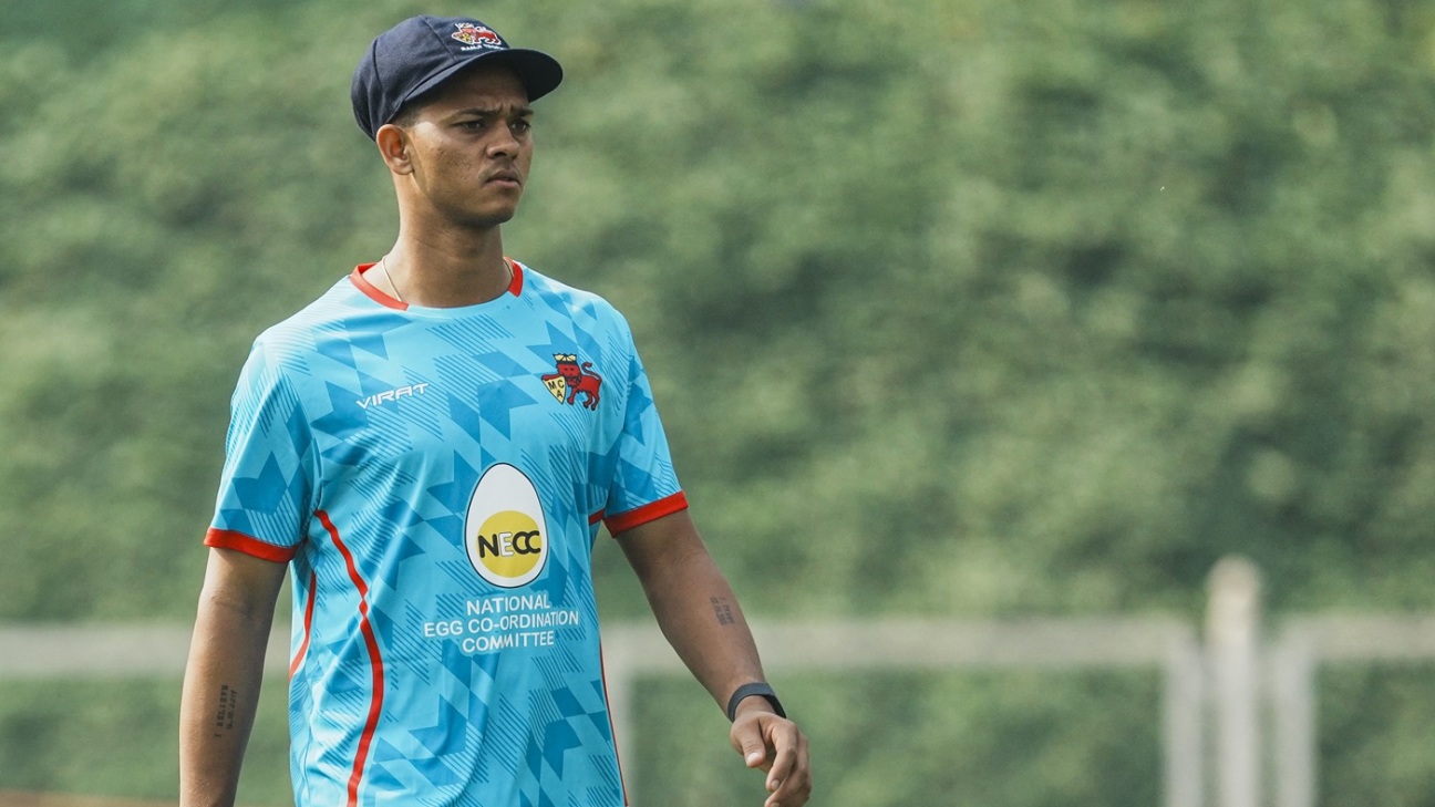 Jaiswal makes U-turn, wants to continue playing for Mumbai